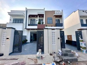 đầu năm khai xuân, em giảm giá sâu 1 căn nhà duy nhất đã hoàn công, ngay bệnh viện phổi gần cổng 11