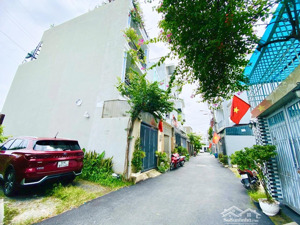 duy nhất 1 lô 6.4 tỷ - 88.4m2 - gần xa lộ hà nội - hẻm 4.5m - kdc hiện hữu - sổ sẵn xây ngay