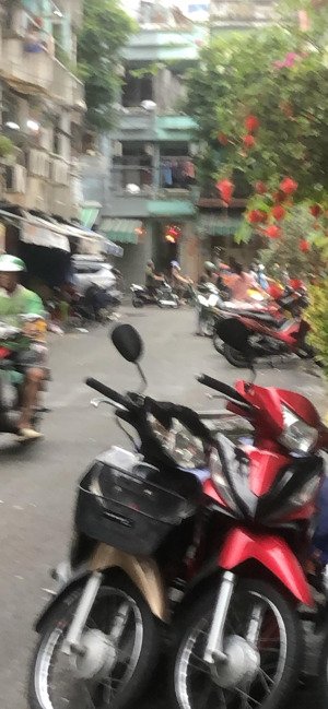 bán gấp nhà bà hạt p9 q10 2mặt hẻm, gần hẻm xe hơi nhà mới, 2mặt tiền hẻm, gần bv hoà hảo, 3/2, chợ