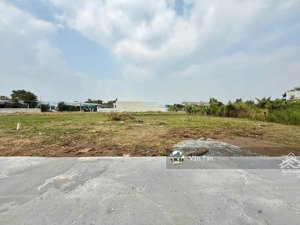 đất thổ cư ở mỹ lộc, cần giuộc, 95m2/540tr. cách đt835 khoảng 200m, sổ riêng, công chứng liền.