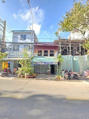 bán nhà mặt tiền lầu đường đỗ bí quận tân phú, dt: 4.5x10m, giá 6.9 tỷ tl