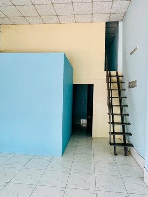 cho thuê nhà nguyên căn mặt tiền kinh doanh đường tỉnh lộ 833b (gần cầu ông tổng)