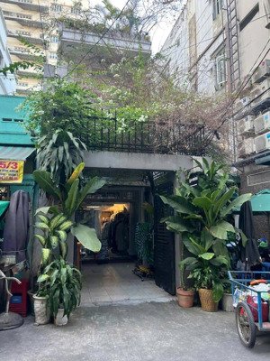 [siêu phẩm quận 1 - đối diện bộ công an] diện tích 105m2 - ngang 6.8m - giá 40 tỷ)