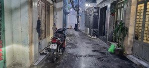 bán nhà quận 10, nguyễn tri phương, trệt lầu btct, hẻm thông thoáng, shr