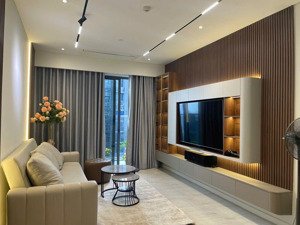 bán nhanh giá tốt. nhiều officetel - 2pn tại căn hộ chung cư sky center. lh em: 