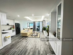 chính chủ bán căn duplex golden land, nội thất đầy đủ. giá tốt. liên hệ: 