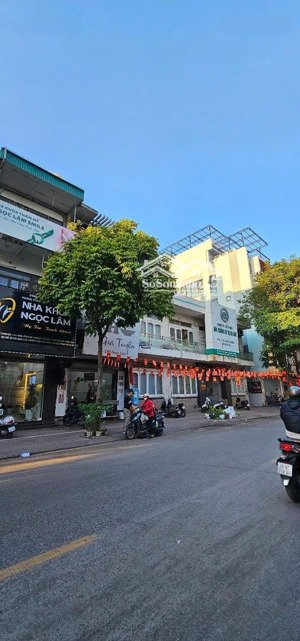 cho thuê nhà mặt phố thái thịnh, đống đa mặt tiền 7m x 108m2 x 5 tầng alo 0333,888,658