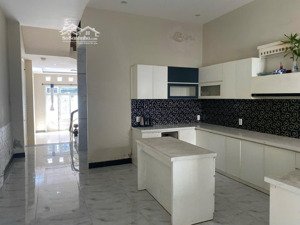 bán nhà mặt tiền chính chủ chưa qua đầu tư đường bàu làng