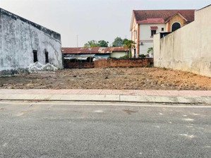 chủ gửi em miếng đất 83m2 thổ, mặt tiền đường phạm văn chèo, thị trấn củ chi - giá 750 tr