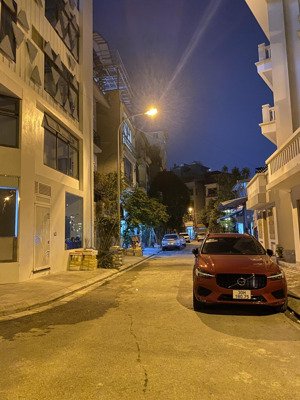 bán đất ngõ 101 phố lâm hạ 100m x mt 6m đường ô tô tránh - kinh doanh - giá tốt nhỉnh 29 tỷ.