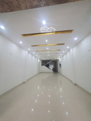 nhà 3 tầng 5pn 5wc đường mẹ thứ