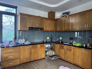 nhà 3 tầng 120m², góc 2 mặt tiền kinh doanh kdc hiện hữu trục liên phường liền kề global city