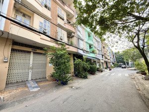 bán nhà mặt tiền 4x16m đường 320 khu bông sao. nhà 3 tầng, hoàn thiện nhà mới 100% ở ngay