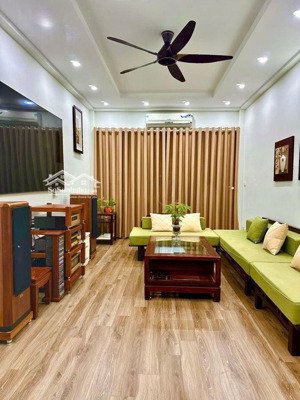 *18 tỷ - ngọc hà - 48m- 5 tầng- ô tô đỗ cửa - khu vip ba đình* gần lăng bác