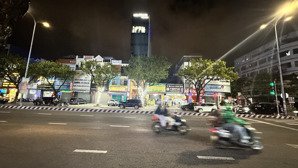 chính chủ cần bán 1 cặp mt nguyễn hữu thọ giá 39.5 tỷ 10x25=250m vị trí cực kỳ đẹp