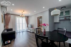 Bán căn hộ 2PN tại Seasons Avenue, có slot oto, giá 7.2 tỷ