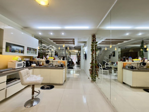 nhà đẹp 5 tầng khu tân bình 117m2 (4x30m)-5pn 8wc- 2 giếng trời giá 21 tỷ.