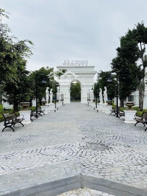 cho thuê biệt thự flc đại mỗ 12 triệu/tháng - làm vp, kho hàng, homestay. lh em châu 