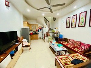 bán nhà gần vinsmart city tây mỗ, 33m2, 5 tầng, giá 6.3 tỷ, nhà đẹp ở ngay, ngõ nông, ôtô đỗ cổng