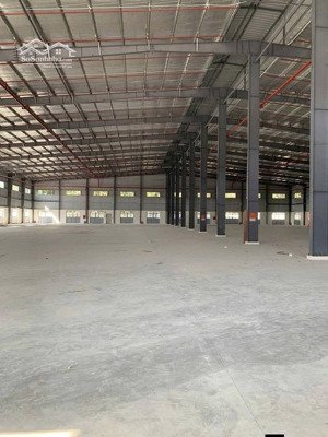 cho thuê nhà xưởng mới xây dựng trong kcn bến lức
