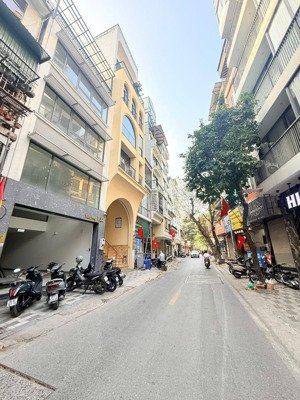 bán nhà mặt phố tại phường thuỵ khuê, quận tây hồ, hà nội, 44,8 tỷ, 90 m2, chính chủ giá ưu đãi