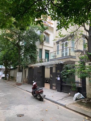 cho thuê biệt thự khu đô thị mễ trù thượng- mỹ đình 154m 4 tầng