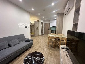 cho thuê nhanh căn 1n+1vs full nội thất giá thuê có 9tr/tháng bên phân khu sakura sa