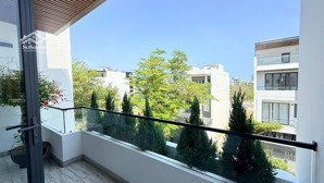 nhà 3 tầng có thang máy kđt mỹ gia gói 5 nội thất nhập khẩu 9,65 tỷ