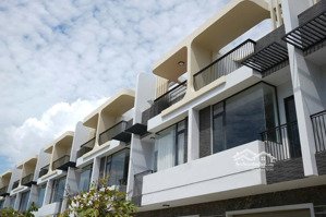 bán liền kề the light giá tốt, vị trí đẹp