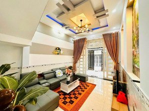 bán gấp nhà nguyễn trường tộ q4 , 2pn-2wc-62m2