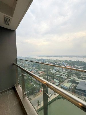 cho thuê căn góc 3pn tại vinhomes grand park q9, nhà mới