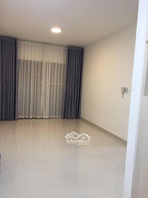 tin được không? 3 phòng ngủ nội thất cơ bản chỉ 19tr, 86m2 tại the sun avenue, đang trống sẵn