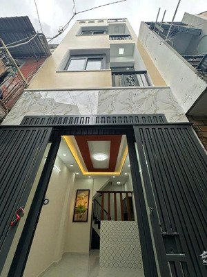 bán gấp nhà âu dương lân p3 q8 3.2x7m, 2 lầu st btct, sh riêng, 4.2 tỷ tl