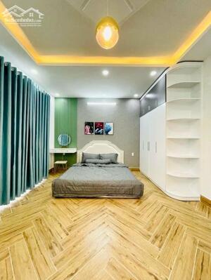 Bán nhà mặt tiền kinh doanh Lê Hồng Phong phường 10 quận 10, DT: 3.8x17m, NH 8.5m, 4 lầu, giá 28 tỷ