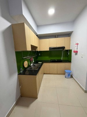 bán chung cư oriental plaza diện tích 78m , 2pn giá 4,5 tỷ