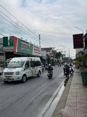 bán nhà mặt tiền kinh doanh đường phạm hữu tâm thị trấn củ chi tphcm