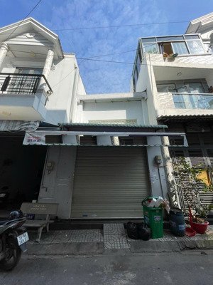 bán đất tặng nhà cấp 4, đường 7m nhựa 7m có lề, 4x14.5m, giá 5.3 tỷ tl.