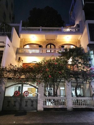 xuất cảnh bán gấp - bán biệt thự thạch thị thanh 233m² 3 tầng - 125 tỷ