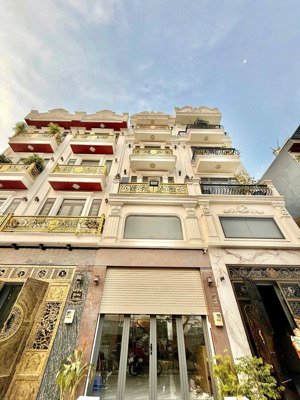 nhà full nội thất 5 tầng 4 phòng ngủ 5wc, hẻm 390 quốc lộ 1a 