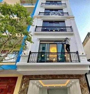 cần bán gấp căn nhà tại la khê hà đông: dt 35m2, 5 tầng, full nội thất, ô tô đỗ cửa, giá trên 7 tỷ