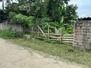 bán lô đất 180m2 bám mặt đường nhựa liên xã tại thanh sơn lương sơn- hb chỉ 930tr