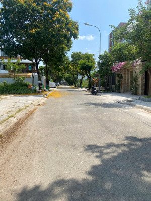 bán lô biệt thự kdc hưng phú q9 cũ , dt 185m2 lh 