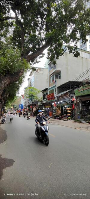 Bán nhà mặt phố Yên Phụ- Tây Hồ. Sổ 86m2- 6 tầng thông sàn + 2 hầm- Mt 5.8m chuẩn Kinh Doanh