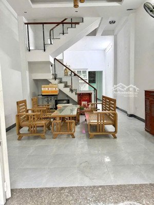 bán nhà 137 phan anh vào, dt: 4x15, có lầu đúc kiên cố