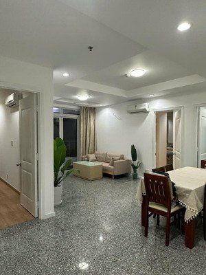 em cần bán căn hộ dragon hill 1, 87m2, 2pn 2wc nhà đầy đủ nội thất. lh mai linh 