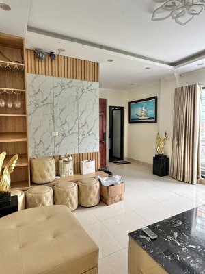 bán nhà riêng ngõ ô tô nhỏ thông gần chợ hà đông 40m 5 tầng giá chỉ hơn 8 tỷ