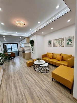 chính chủ bán căn hộ sdu 143 trần phú - hà đông, full nội thất giá tốt. dt 69m², 2pn