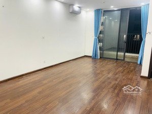 cho thuê căn hộ chung cư housinco nguyễn xiển 80m2 với 2 ngủ 2wc, đầy đủ nóng lạnh, điều hòa sàn gỗ