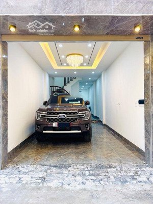 nhà mới xây 6 tầng thang máy - ngõ thông - đầy đủ nội thất.