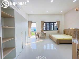 bán nhà 90m2 ngan 5m đường 2 ô tô tránh ngay trung tâm quận 7, chủ gấp bán nhanh
